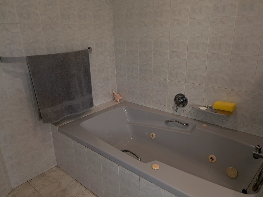 4 Bedroom Property for Sale in Doorn Free State
